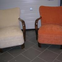 Paire de fauteuils rétro