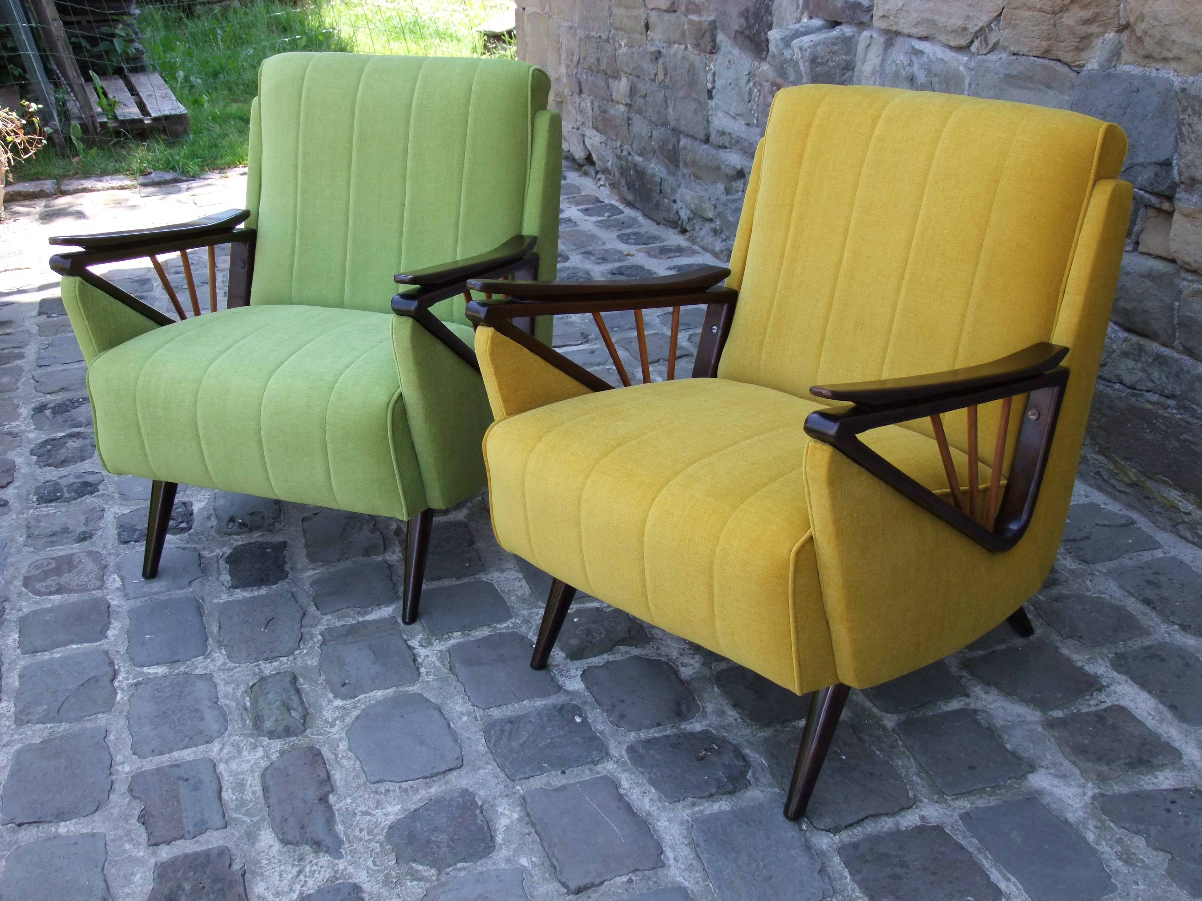 Paire de fauteuils Vintage